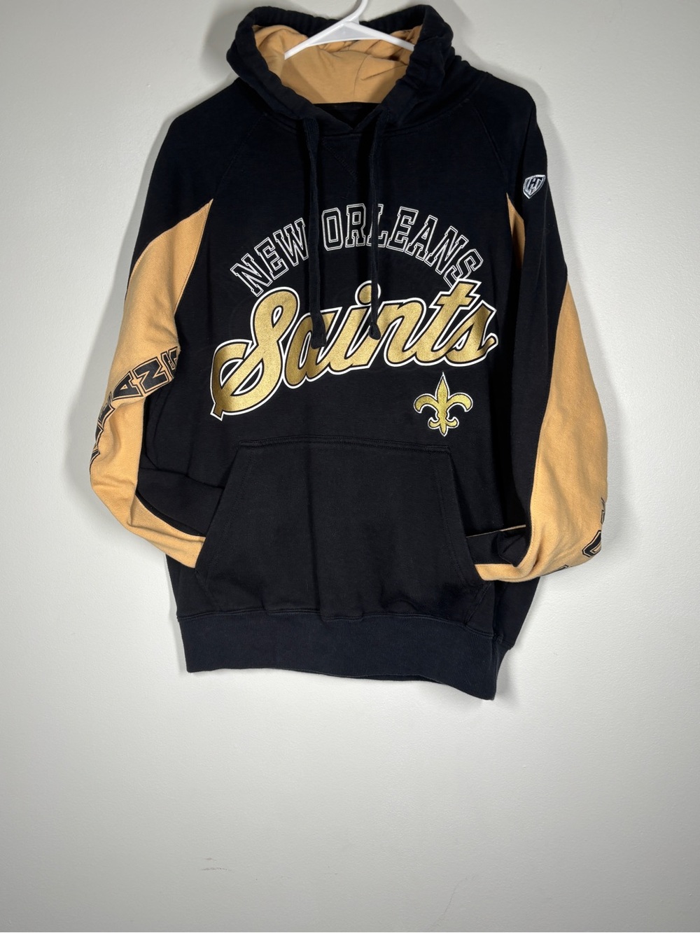 Vintage Style NFL New Orleans Saints Hands High Hoodie M